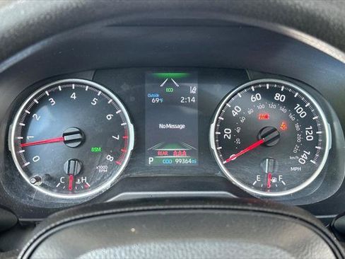 Certified 2022 Toyota RAV4 XLE w/ Convenience Package FWD image 28