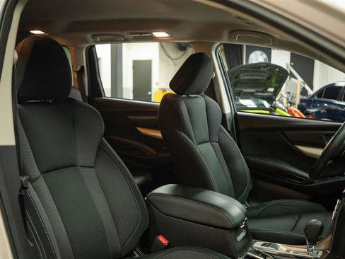 Used 2019 Subaru Ascent Premium image 16