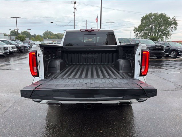 Certified 2025 GMC Sierra 1500 Denali w/ Denali Reserve Package AWD/4WD image 4