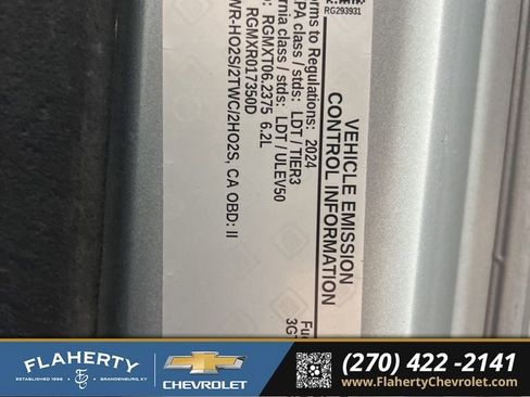 Used 2024 GMC Sierra 1500 AT4 w/ Technology Package image 17