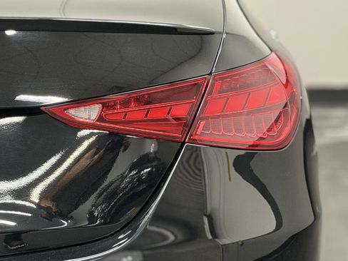 Used 2022 Mercedes-Benz C 300 Sedan image 14
