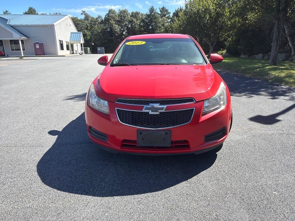 Used 2014 Chevrolet Cruze LT FWD image 2