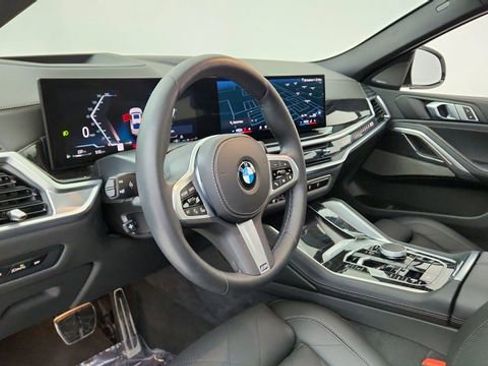 Used 2026 BMW X6 xDrive40i image 19