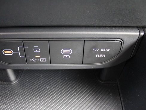 Used 2025 Kia K4 FWD image 24