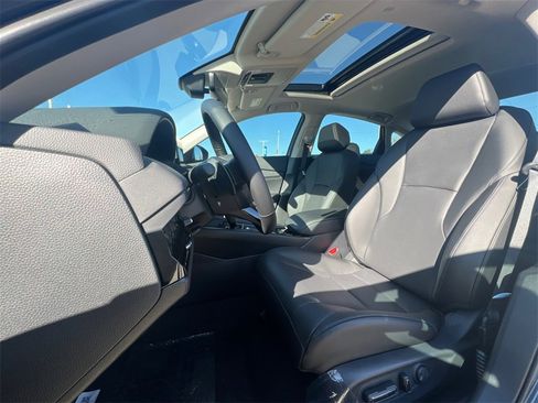 New 2025 Honda Accord EX-L image 13