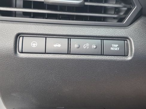 Used 2023 Nissan Altima 2.5 SV w/ SV Premium Package FWD image 22