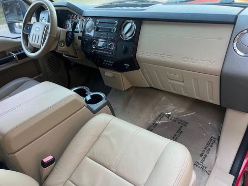 Used 2010 Ford F350 Lariat image 20