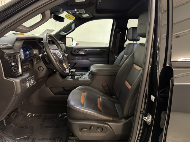 Used 2025 GMC Sierra 1500 AT4 w/ AT4 Premium Package AWD/4WD image 15