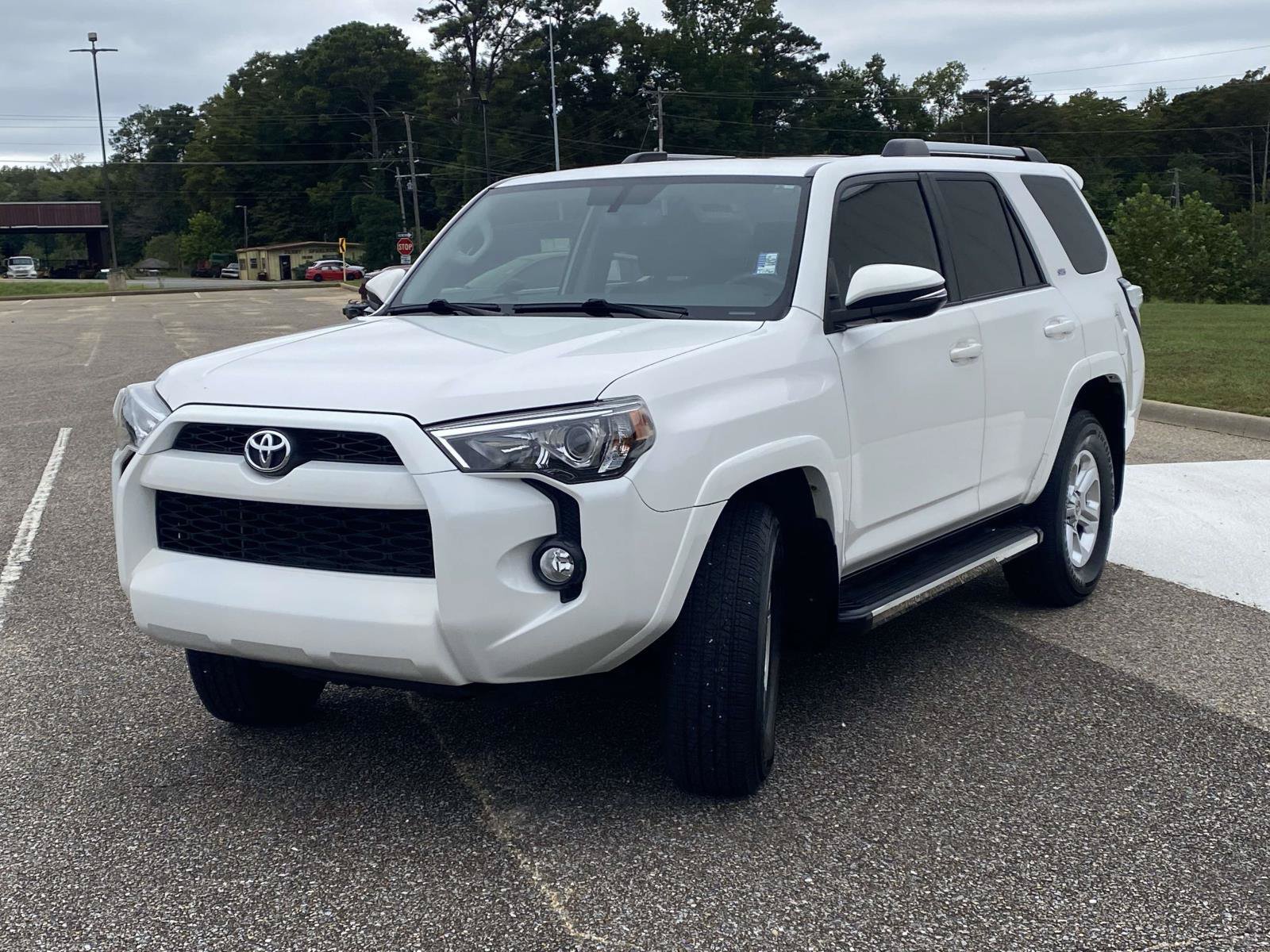 Used 2019 Toyota 4Runner SR5 Premium RWD image 3