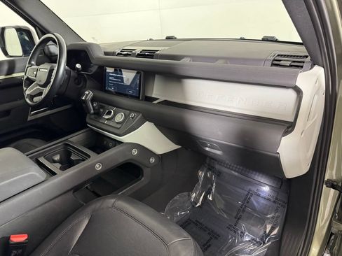 Used 2023 Land Rover Defender 110 S AWD/4WD image 30