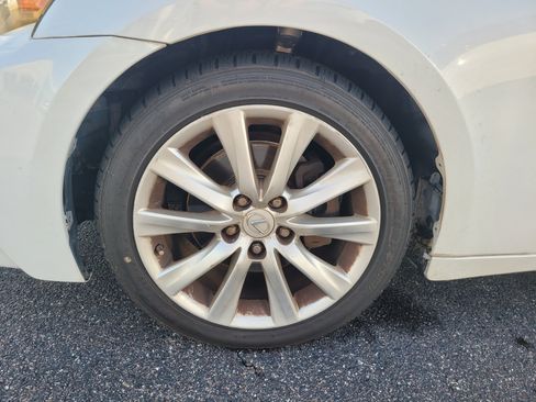 Used 2015 Lexus IS 250 RWD image 9
