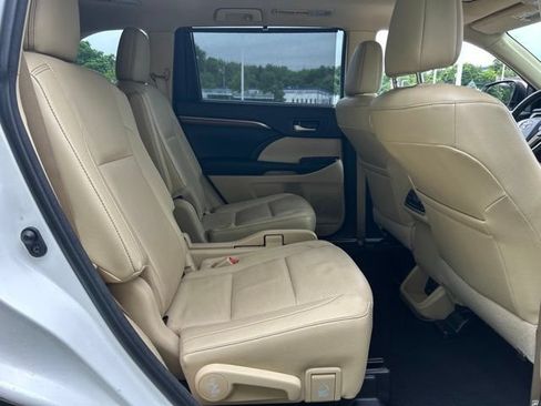 Used 2018 Toyota Highlander Limited Platinum w/ Protection Package #3 AWD/4WD image 43