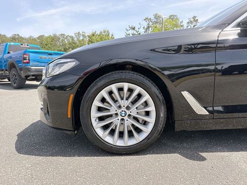 Used 2023 BMW 530i xDrive w/ Premium Package AWD/4WD image 10