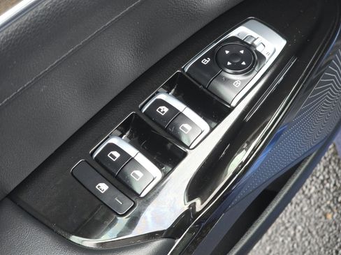 Used 2023 Kia K5 EX image 25