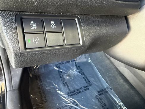 Used 2019 Honda Civic LX image 8