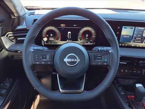 New 2026 Nissan Kicks SR w/ Cold Weather Package FWD image 15