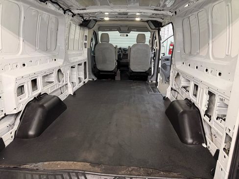 Used 2015 Ford Transit 250 148 Low Roof RWD image 29