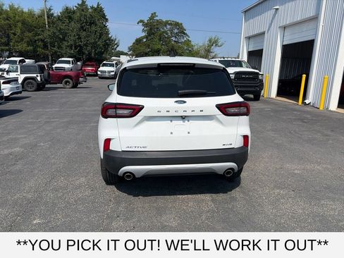 Used 2023 Ford Escape Active AWD/4WD image 5