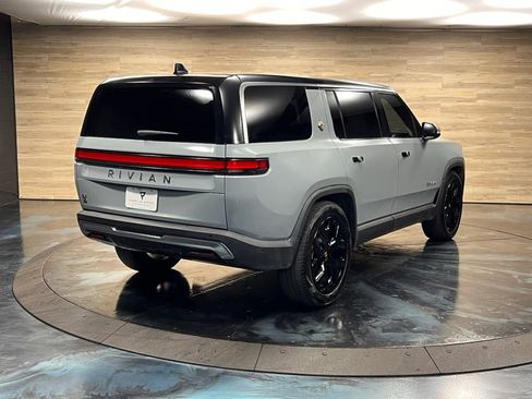 Used 2024 Rivian R1S Adventure image 13