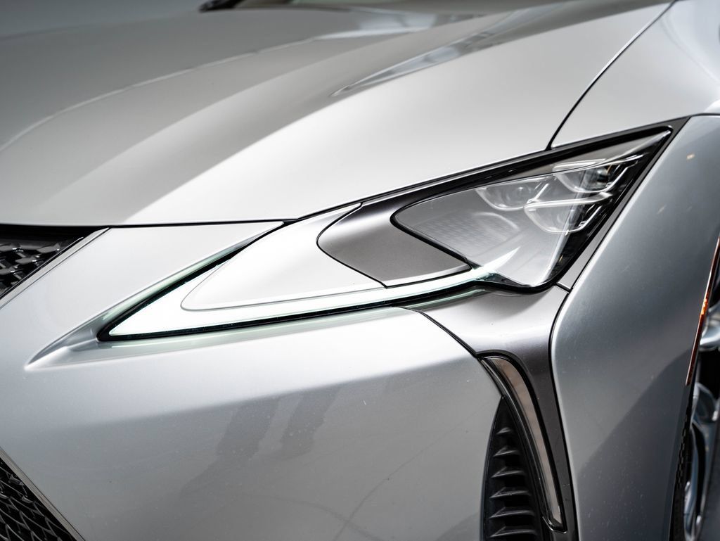Used 2018 Lexus LC 500 Coupe w/ Touring Package RWD image 14