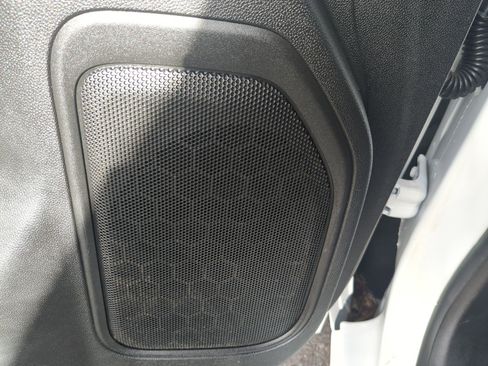 Used 2023 Chevrolet Silverado 2500 LT image 16