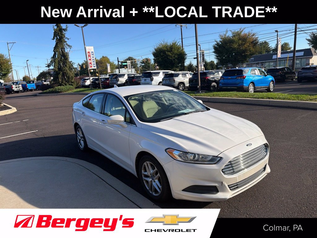 Used 2013 Ford Fusion SE FWD image 1
