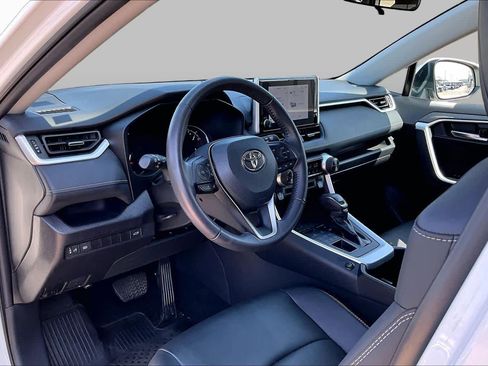 Used 2024 Toyota RAV4 XLE Premium AWD/4WD image 17