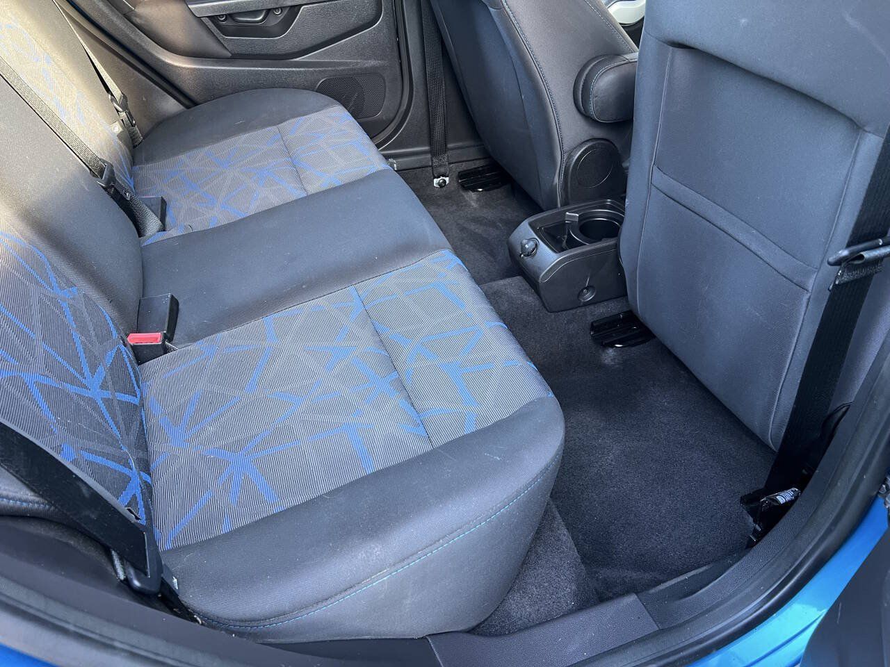 Used 2012 Ford Fiesta SE FWD image 12