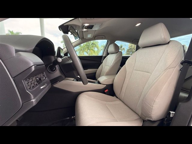Certified 2025 Honda Accord SE image 15