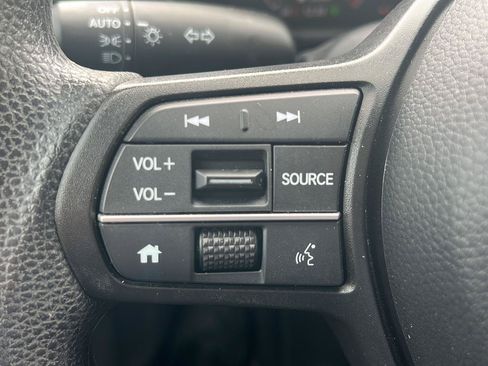 Used 2024 Honda CR-V LX image 6