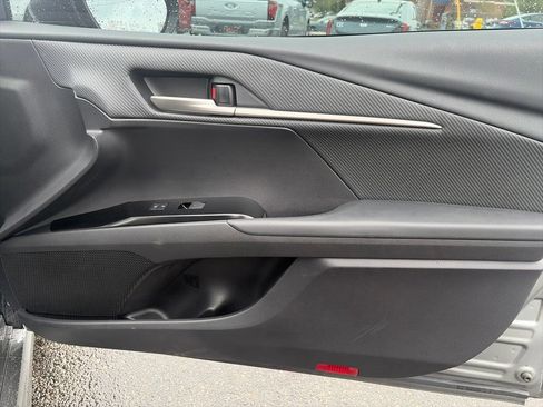 Used 2025 Toyota Camry SE w/ Convenience Package FWD image 32