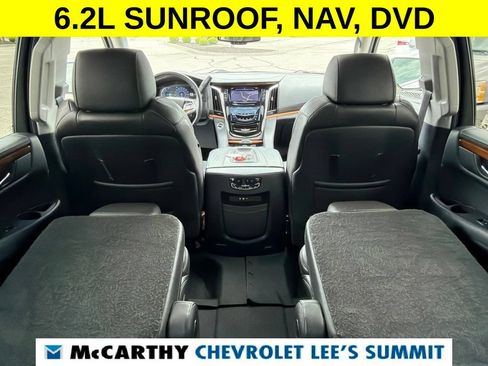Used 2016 Cadillac Escalade ESV Luxury AWD/4WD image 45