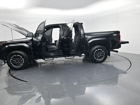 Used 2025 Toyota Tacoma TRD Sport w/ TRD Sport Upgrade Package AWD/4WD image 73