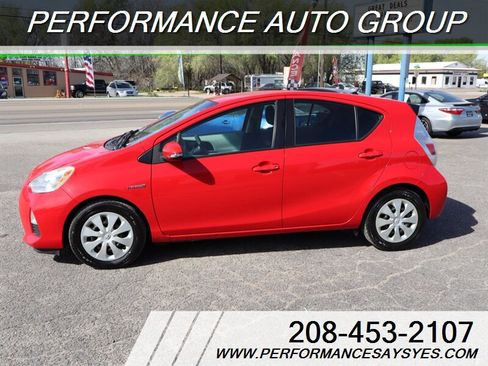 Used 2013 Toyota Prius C Two image 4