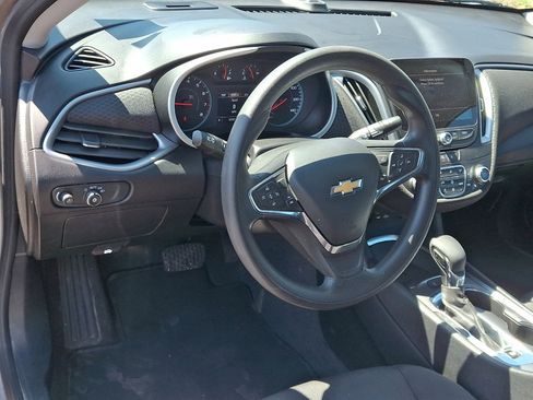 Used 2024 Chevrolet Malibu LT FWD image 25