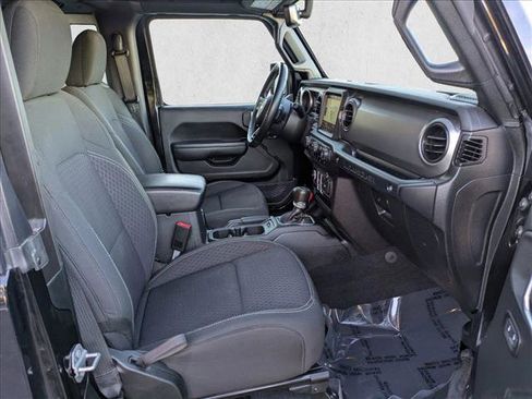 Used 2021 Jeep Wrangler Sport image 17