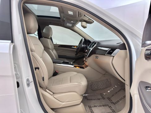 Used 2014 Mercedes-Benz ML 350 ML350 4MATIC image 25