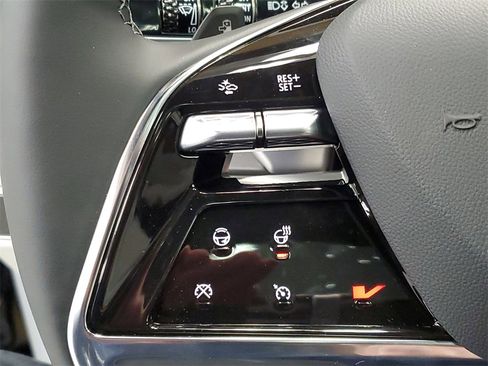 New 2026 Cadillac Vistiq Sport w/ LPO, Floor Liner Package image 10