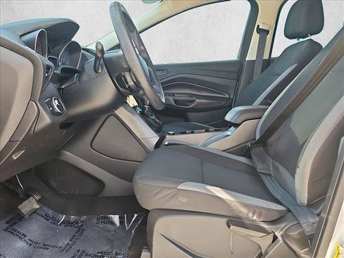Used 2015 Ford Escape S image 16