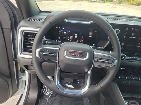 New 2026 GMC Canyon Elevation w/ Convenience Package image 18