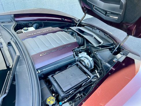 Used 2017 Chevrolet Corvette Stingray Coupe w/ 1LT RWD image 13