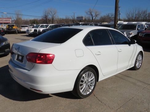 Used 2014 Volkswagen Jetta TDI FWD image 5