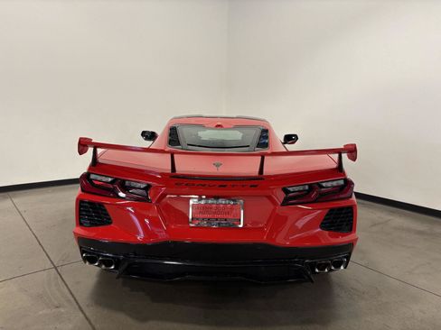 Used 2022 Chevrolet Corvette Stingray Preferred Cpe w/ Z51 Performance Package RWD image 5
