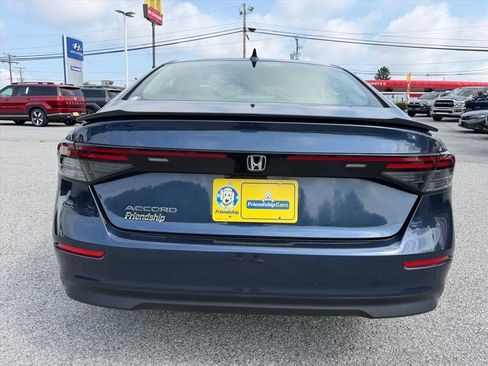 Used 2023 Honda Accord EX image 11