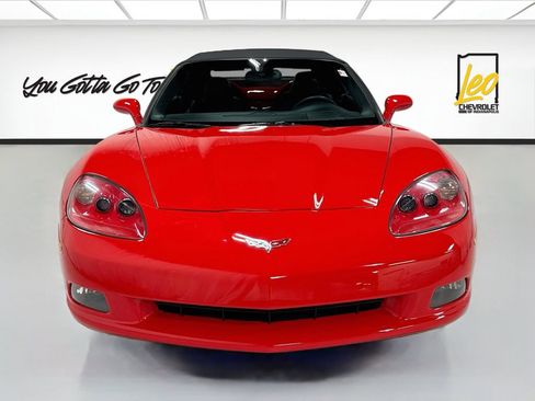 Used 2012 Chevrolet Corvette Convertible RWD image 2
