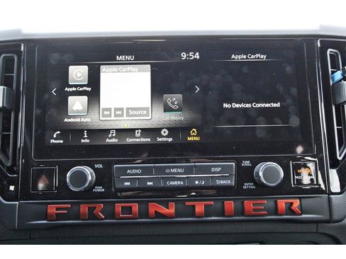 Used 2025 Nissan Frontier Pro-X image 10