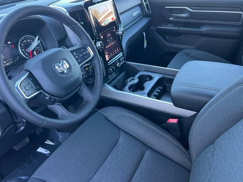 New 2026 RAM 1500 4x4 Crew Cab image 9