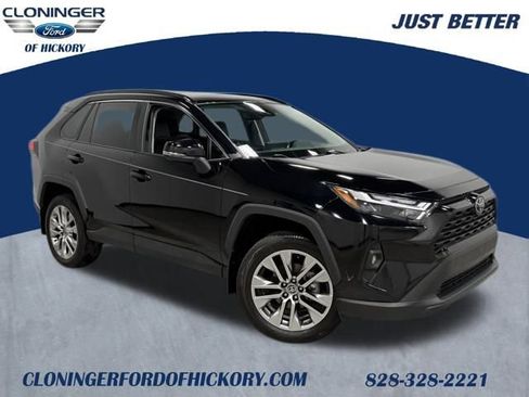 Used 2024 Toyota RAV4 XLE Premium image 1