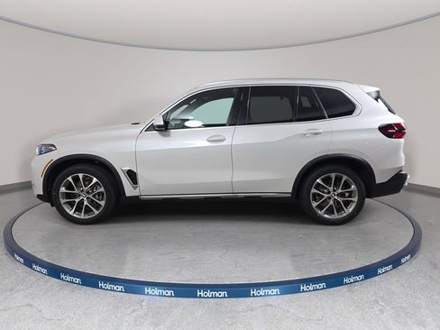 New 2026 BMW X5 xDrive40i AWD/4WD image 8