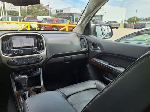 Used 2019 GMC Canyon Denali image 13